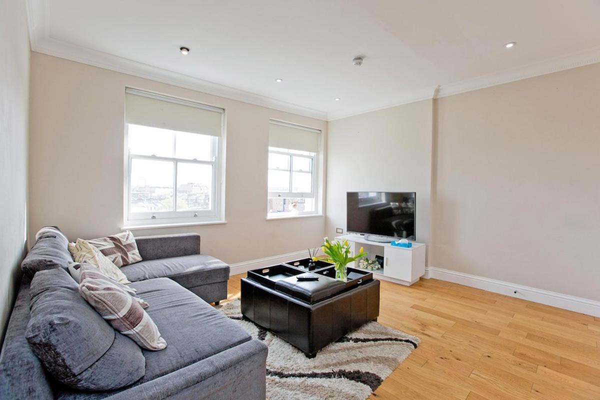 Large Modern 2 Bd Kensington No 8 Apartament