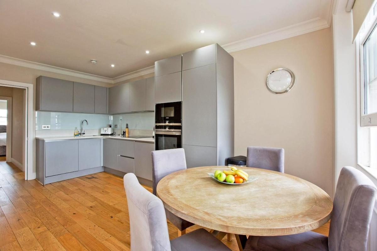 Appartamento Large Modern 2 Bd Kensington No 8 *